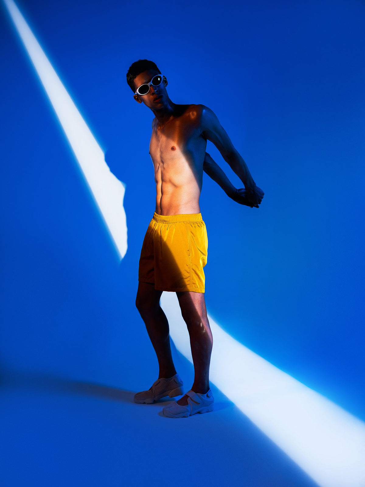 Iridescent Honey Modern Trunk